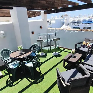 puerto-marina-deluxe-apartamento-en-benalmadena.hotelsinnerja.org/