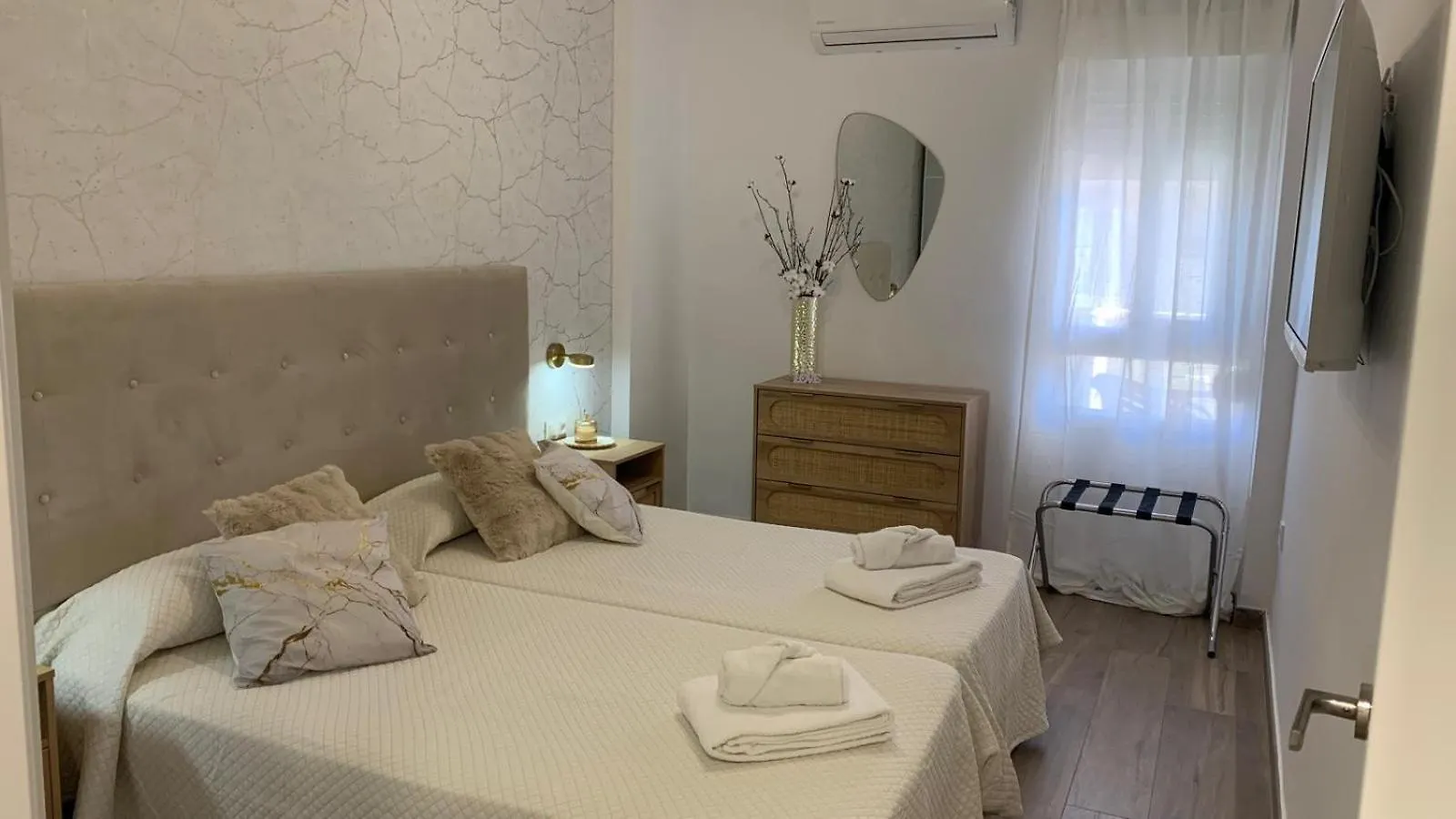 Benalmadena Jupiter Ocean View Apartamentアパートメント アパート